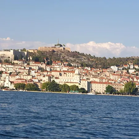 I+j Miletic Apartmán *